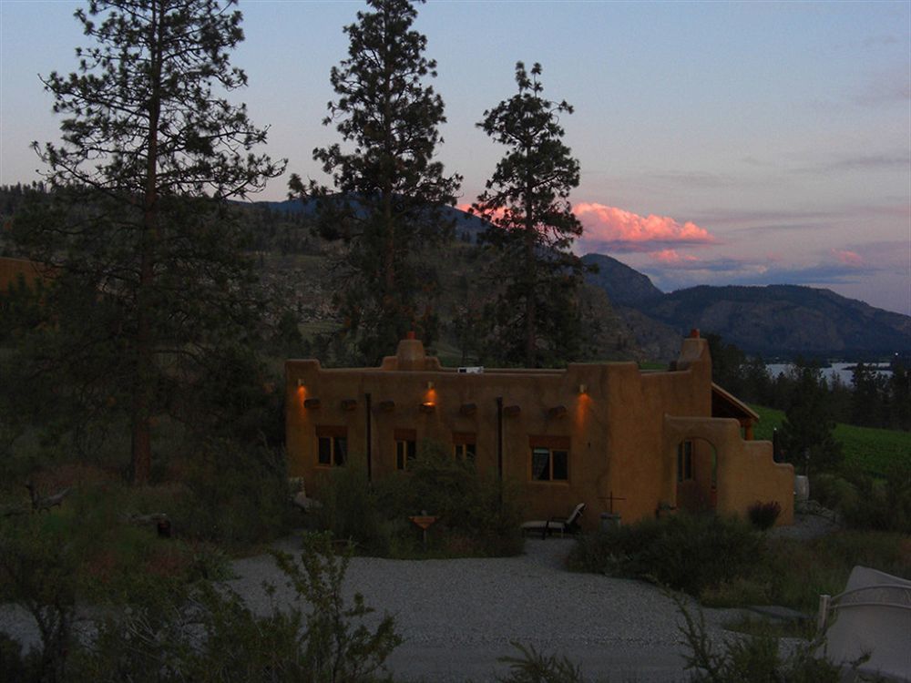Bighorn Ridge Guesthouse Okanagan Falls Экстерьер фото